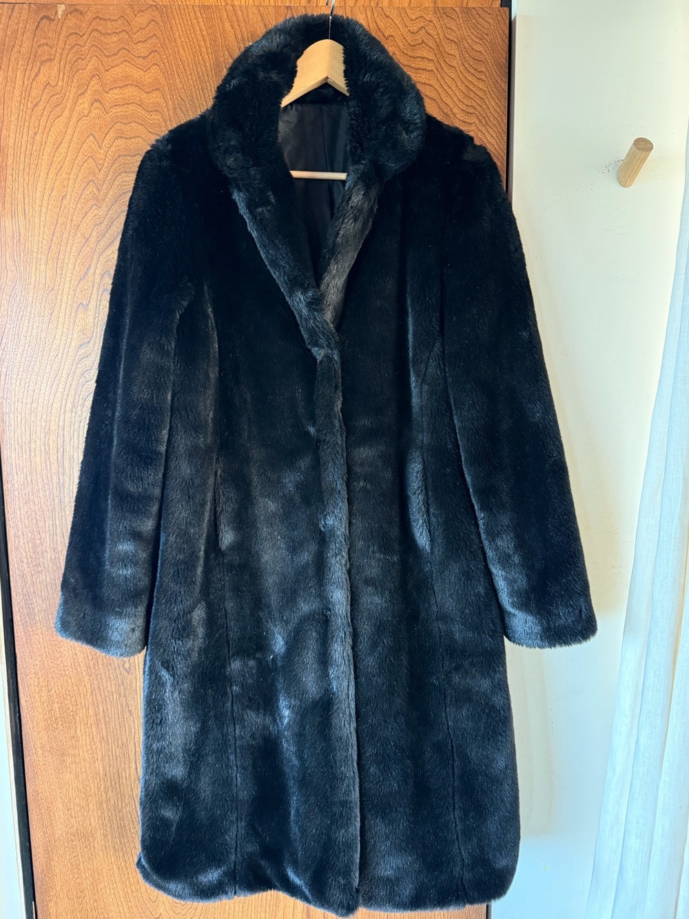 Black Long Faux Fur Coat no label (M?)
